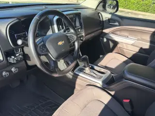 Chevrolet Colorado 2017 4x4 LT 4dr Crew Cab 5 ft. SB