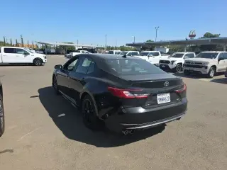 Toyota Camry 2025 SE 4dr Sedan