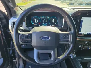 Ford F-150 2021 4x4 Lariat 4dr SuperCrew 5.5 ft. SB