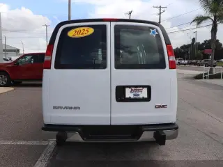 GMC Savana 2025 2500 3dr Cargo Van