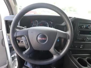 GMC Savana 2025 2500 3dr Cargo Van