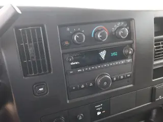 GMC Savana 2025 2500 3dr Cargo Van