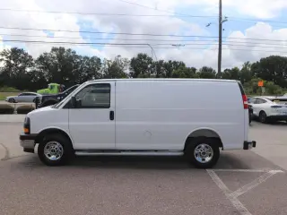 GMC Savana 2025 2500 3dr Cargo Van