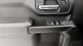 Chevrolet Silverado 1500 2020 4x4 Custom 4dr Crew Cab 5.8 ft. SB