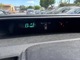 Toyota Prius c 2013 Tres 4dr Hatchback