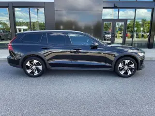 Volvo V60 Cross Country 2020 AWD T5 4dr Wagon