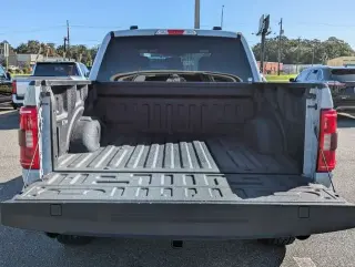 Ford F-150 2023 4x4 XL 4dr SuperCrew 5.5 ft. SB