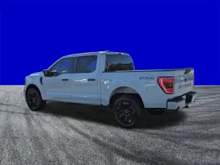 Ford F-150 2023 4x4 XL 4dr SuperCrew 5.5 ft. SB