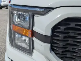 Ford F-150 2023 4x4 XL 4dr SuperCrew 5.5 ft. SB