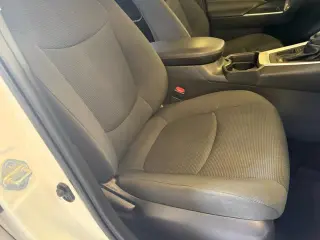 Toyota RAV4 2019 LE 4dr SUV