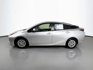 Toyota Prius 2016 Two 4dr Hatchback