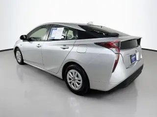 Toyota Prius 2016 Two 4dr Hatchback