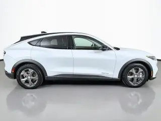 Ford Mustang Mach-E 2023 AWD Select 4dr SUV