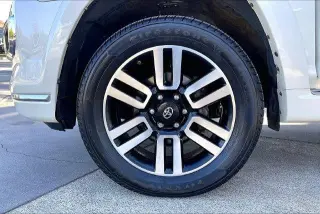Toyota 4Runner 2018 AWD Limited 4dr SUV