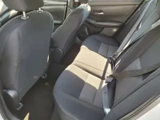 Nissan Sentra 2023 SV 4dr Sedán
