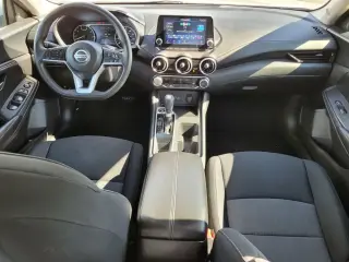 Nissan Sentra 2023 SV 4dr Sedán