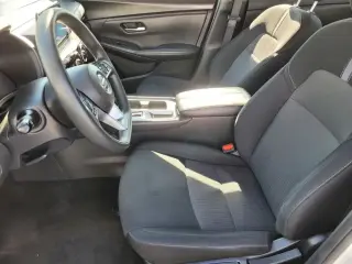 Nissan Sentra 2023 SV 4dr Sedán