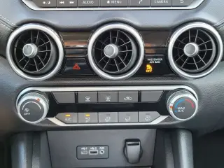 Nissan Sentra 2023 SV 4dr Sedán