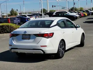Nissan Sentra 2023 SV 4dr Sedán