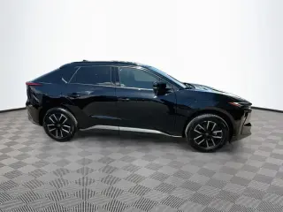 Toyota bZ 2026 AWD Limited 4dr Crossover