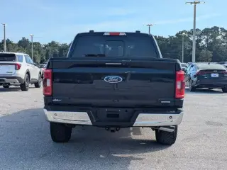 Ford F-150 2021 4x4 XLT 4dr SuperCrew 5.5 ft. SB