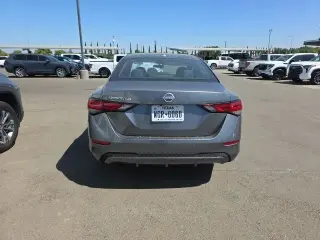 Nissan Sentra 2025 SV 4dr Sedán