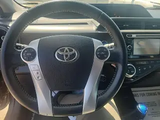 Toyota Prius c 2015 Four 4dr Hatchback