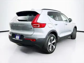 Volvo XC40 2026 AWD B5 Plus 4dr SUV