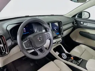 Volvo XC40 2026 AWD B5 Plus 4dr SUV