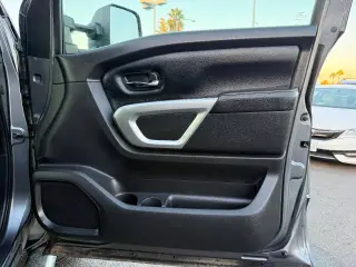 Nissan Titan XD 2019 4x4 S 4dr Crew Cab (Diésel)