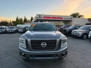 Nissan Titan XD 2019 4x4 S 4dr Crew Cab (Diésel)