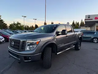 Nissan Titan XD 2019 4x4 S 4dr Crew Cab (Diésel)