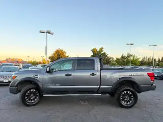 Nissan Titan XD 2019 4x4 S 4dr Crew Cab (Diésel)