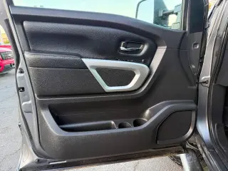 Nissan Titan XD 2019 4x4 S 4dr Crew Cab (Diésel)