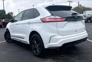 Ford Edge 2022 AWD SE 4dr Crossover
