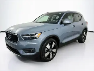 Volvo XC40 2022 AWD T5 Momentum 4dr SUV