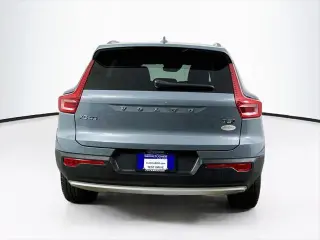 Volvo XC40 2022 AWD T5 Momentum 4dr SUV