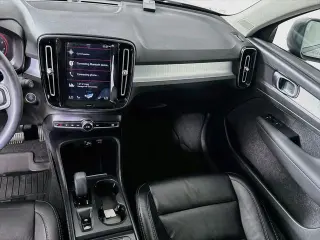 Volvo XC40 2022 AWD T5 Momentum 4dr SUV