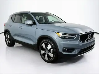 Volvo XC40 2022 AWD T5 Momentum 4dr SUV
