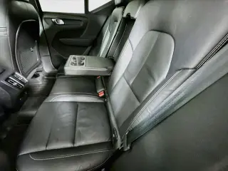 Volvo XC40 2022 AWD T5 Momentum 4dr SUV