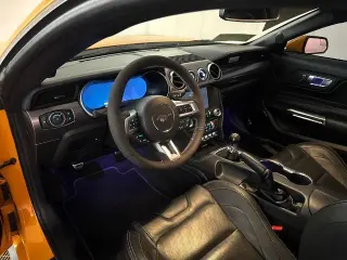 Ford Mustang 2018 GT Premium 2dr Fastback
