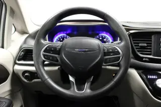 Chrysler Pacifica 2017 LX 4dr Mini-Van
