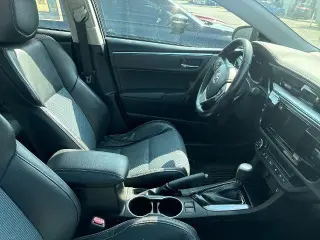 Toyota Corolla 2014 S 4dr Sedán