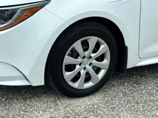 Toyota Corolla 2026 LE 4p Sedan