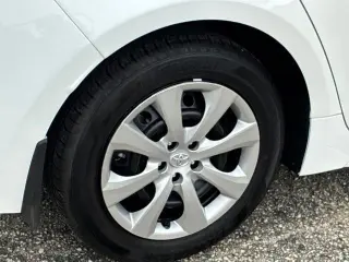 Toyota Corolla 2026 LE 4p Sedan