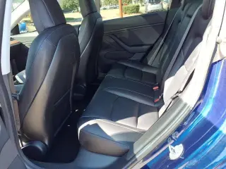 Tesla Model 3 2018 AWD Long Range 4dr Fastback