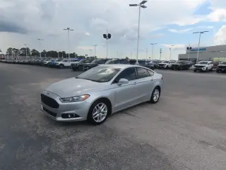Ford Fusion 2014 SE 4dr Sedan