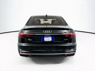 Audi A4 2022 AWD quattro Premium 40 TFSI 4dr Sedán