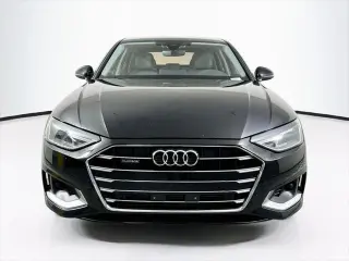 Audi A4 2022 AWD quattro Premium 40 TFSI 4dr Sedán