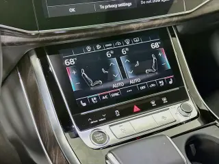Audi Q8 2021 AWD quattro Prestige 55 TFSI 4p SUV